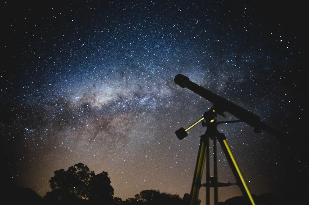 Shop Telescopes & Gear Online: Astronomy Awaits