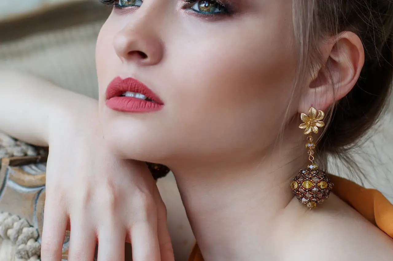 Earrings Online Emporium: Your Style, Your Way